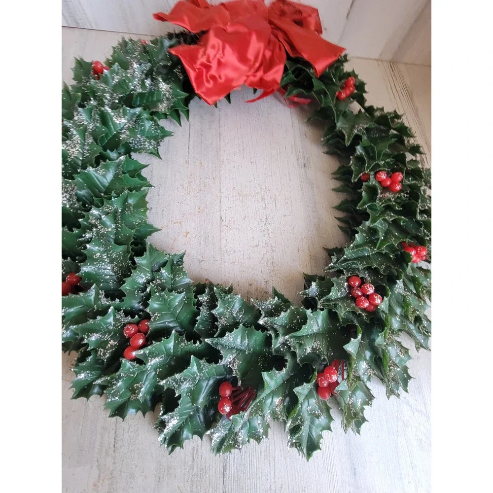 Vintage plastic faux wreath glitter Holly red bow Xmas hanging home decor unique